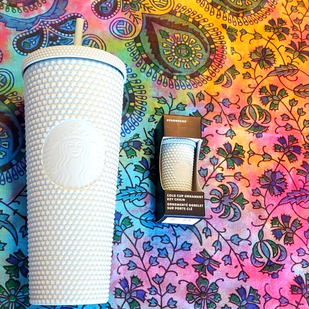 STARBUCKS 24 OZ. STUDDED TUMBLER WITH COLD CUP ORNAMENT KEY CHAIN
